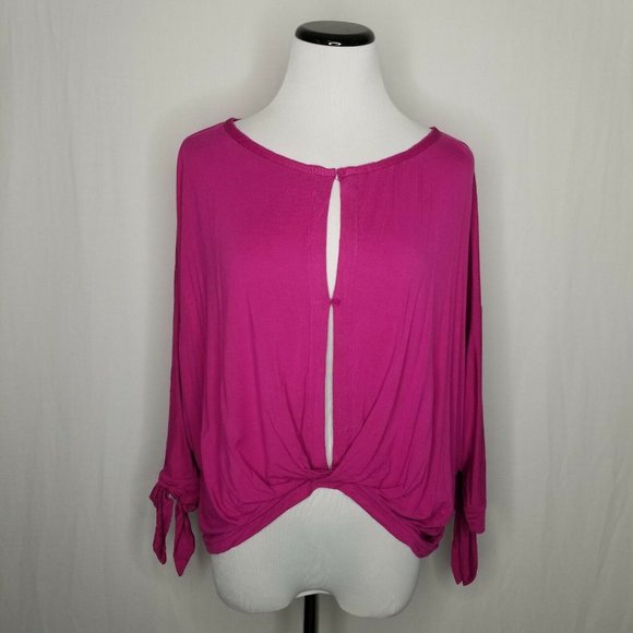 Free People Raspberry Keepin' On Tie Sleeve Crop - Picture 2 of 8